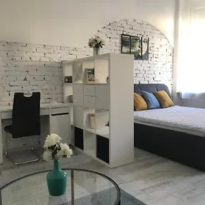  Apartment Westend