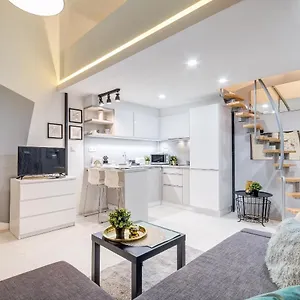  Apartment Stylish Westend